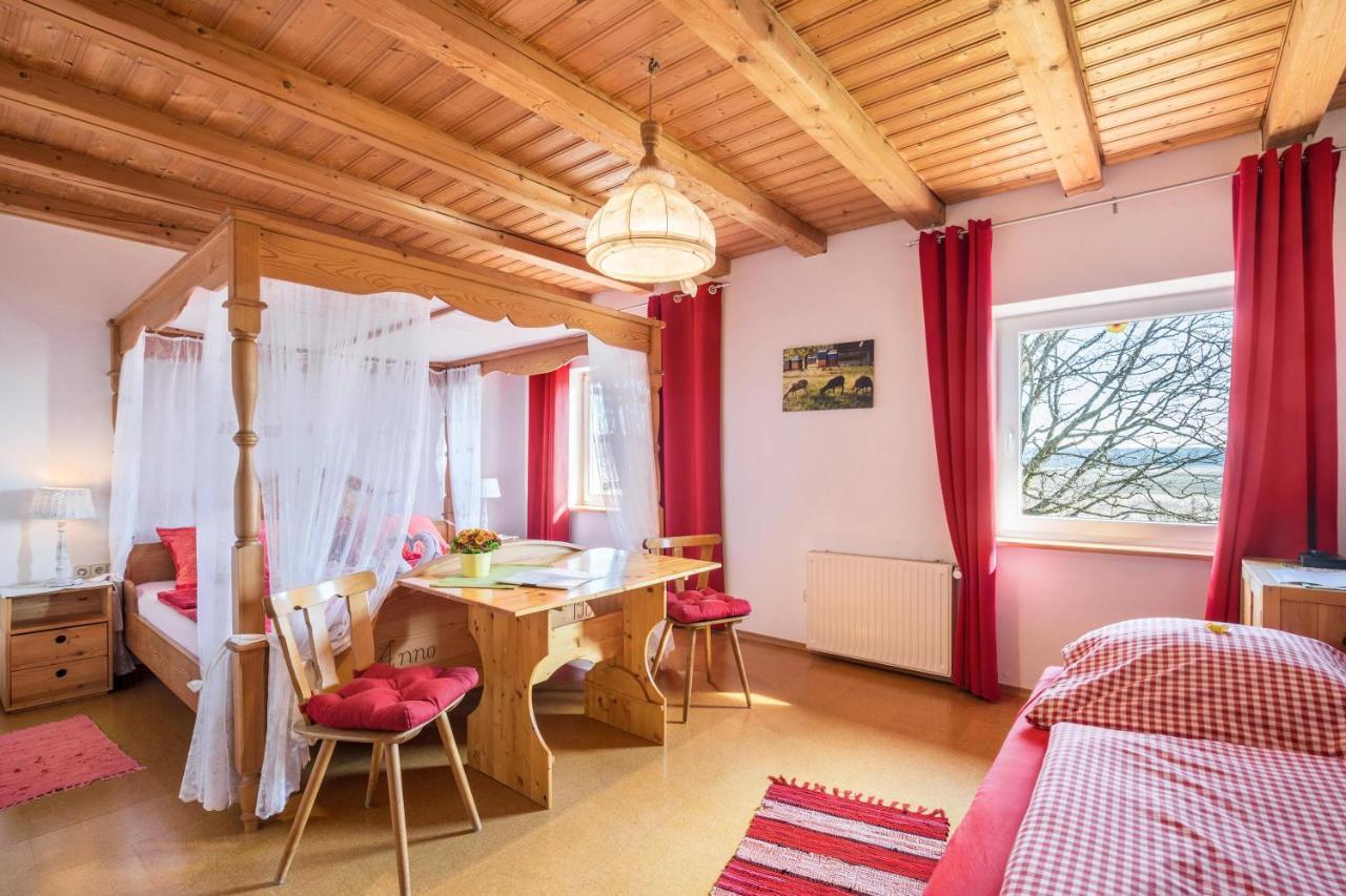 Das Kleine Paradies Purgen Экстерьер фото